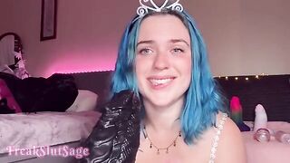 Princess gets her asshole gapped by the Anal Fuck Machine Dragon