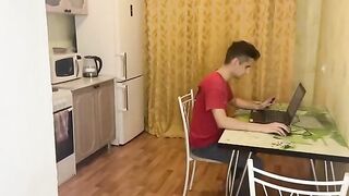 The computer broke down, called a friend to fix it and have sex
