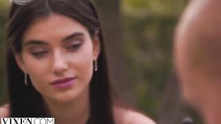 The girl lost control and began to engage in intense passion with Alberto