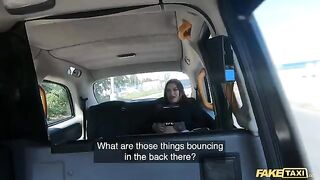 Taxi driver fuck Sabien Demonia in the backseat, no need for money