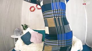 A hot mom with a big ass gets fucked roughly in the ass