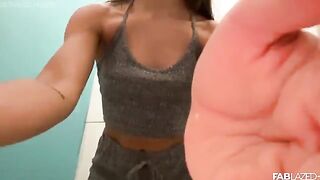 To get away from the crowd, I'll show you my naked body in this exclusive video