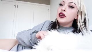 Girlfriend’s persuasive blowjob, a special kind of CEI, is really great