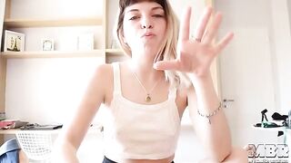 The size really matters! Prove it with a cock and tips