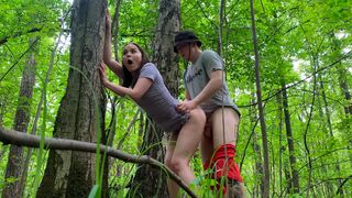 A slim babe got fucked on the forest for a cheeseburger
