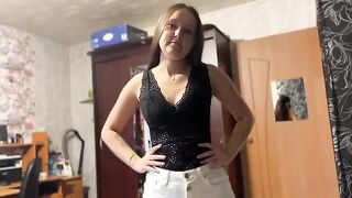 The guy caught his cheating wife with a pizza delivery man in an compromising position