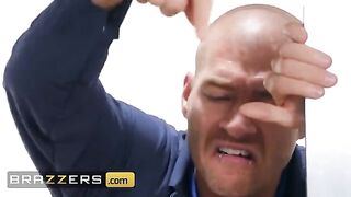 Xander helped Maserati XXX get unstuck by oiling her big ass and having hardcore sex
