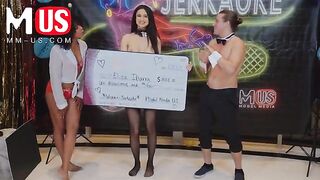 The sexy game with Eliza Ibarra and Jay Romero on Jerkaoke is too hot to handle