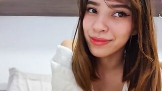 Hot girl Julie Oliver makes cum for her fans through masturbation