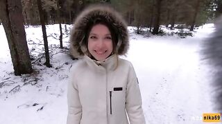 I like to have sex quickly outdoors even in the winter - Cum on my pretty face POV