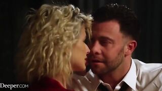 Jessie brought her look-alike for a kinky threesome in a unique setup