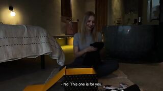 Unboxing with Californiababe ended with sex, showcasing her daring and bold style