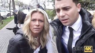 A blonde is having sex with a collector in front of her new husband