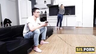 The brave guy fucked his stepsister with tiny tits