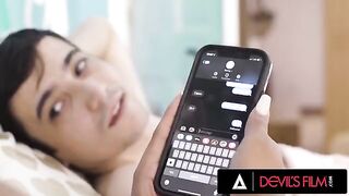 Unhappy Sophia Leone fucks in front of her boyfriend with a stranger