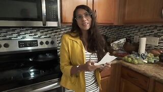 My stepmom's big ass beats me up in the kitchen when she's horny