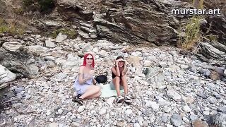 Bloggers stupidly fucked two whores in public place