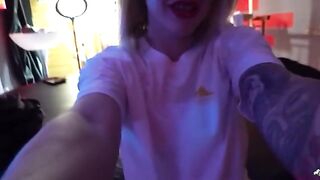 The behind the scene action with Wet Kelly, who can’t stop playing with herself