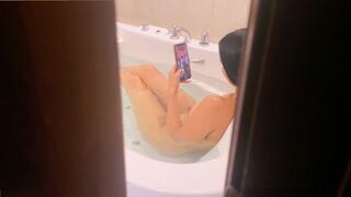 Peeping at my stepsister in the jacuzzi, I got her to do it with me