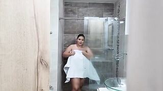 I see my stepsister in the shower and we have anal sex - Savannah Watson