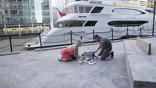 A British PAWG got fucked for a million dollars on the street