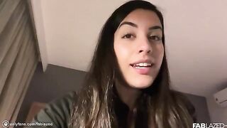 A short trip from the Airport to the Hotel - a hot Youtuber's VLOG