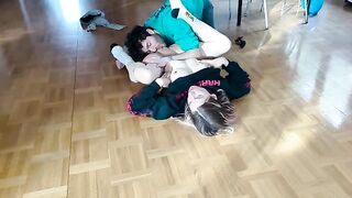 Girl was fucked on the floor by her boyfriend, he finished with a huge load