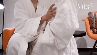 Don't work, come and fuck me, I'll juice your cock!