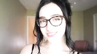 She failed the “Hysterical Literature” Try Not To Cum Challenge, her smile embarrassed the camera