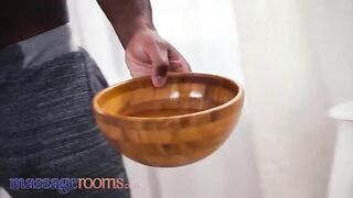 Romantic sex in massage rooms with Elena Vedem