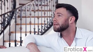The beauty sneaked to her boyfriend and she found a guy who was ready for seduction