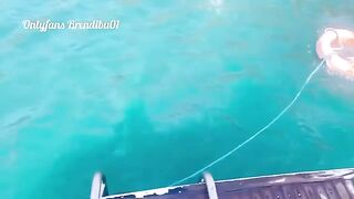 I was hit by a beautiful brunette with big ass in a yacht, it was amazing!