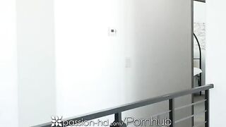 Cute blondie Blake Blossom gets her pussy filled with cum