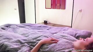 A stepmom gets her wet dreams with a muscular man