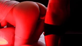 The more modest, the more suspicion arises in this steamy scene