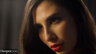 Stranger satisfies Gianna's fetish in a deeper encounter