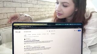 A girl played a game with her boyfriend and got fucked hard