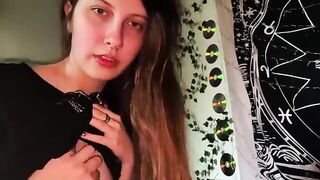 The stepsister is jerking her guy’s cock in the room