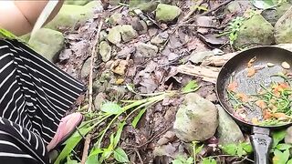 A sexy single mom is cooking wild ferns and having sex in the river