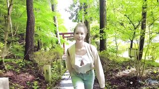 Crazy hiking sex in the rain with a hot step sis