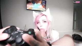 I play Genshin Impact while my pretty babe fucks me with her perfect pussy
