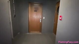 A cute girl was fucked by her neighbor in Chicago, who got lost