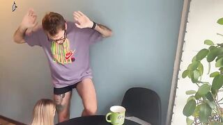 A beautiful girl didn’t miss the chance to have sex with a famous DJ