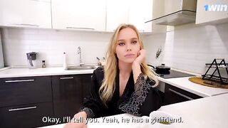 I got my friend's mom's pussy wet and fucked it, cumming on her face