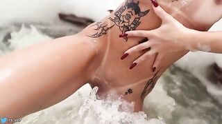 A hot girl is fucking in the hotel pool, showcasing her gorgeous body