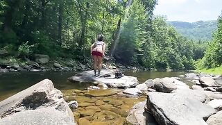 AmyGabe is an outdoor amateur couple who love fucking in nature