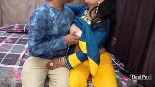 Desi Pari Aunty gets banged for money with clear Hindi audio, showcasing her seductive skills