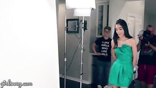 Two cute 18-year-old prom queens know how to use their fingers