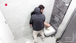 A man's wife got fucked by strangers in the toilet of a night club