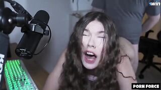 A nice babe made a decent sex video for a change